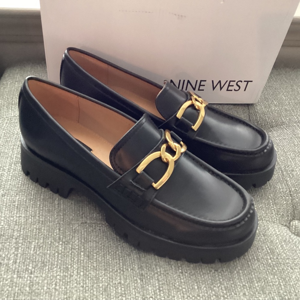 Nine West Gables Lug Loafer (Women), size 8 - Picture 2 of 10